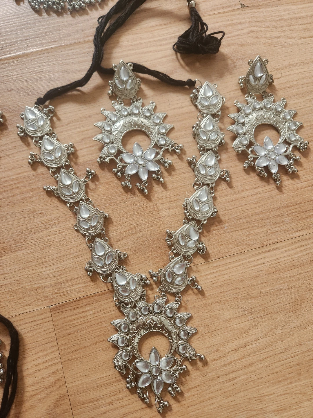 Women's Necklace and Earring Set - photo 3