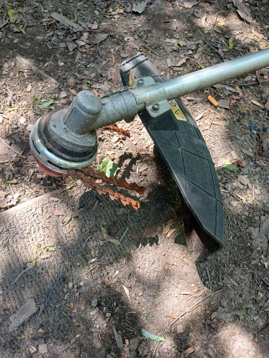 Radley 17" Grass Trimmer