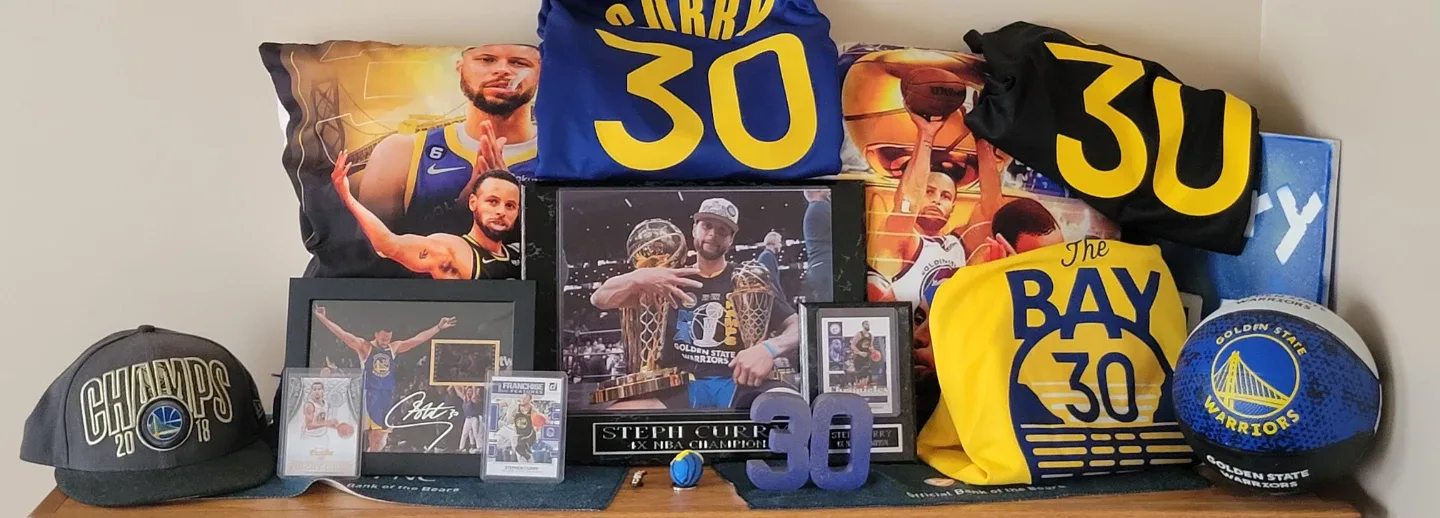 Steph Curry 30 Golden State Warriors Memorabilia Lot