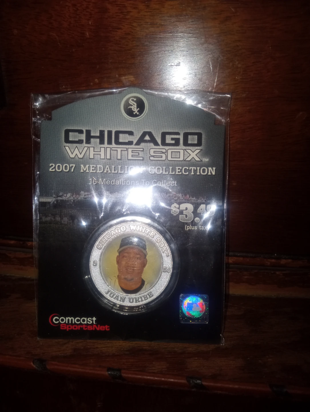 2007 Chicago White Sox Juan Uribe Medallion Collection