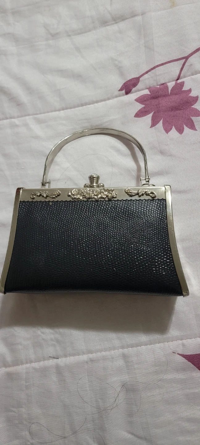 Assorted Clutch Purses - photo 2