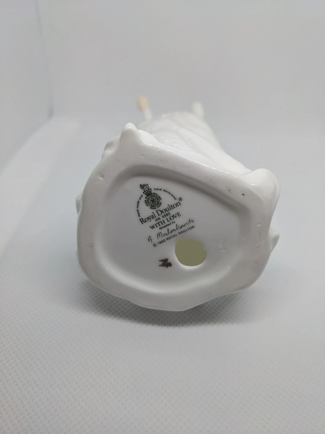 Royal Doulton "With Love" Vintage Figure - photo 4