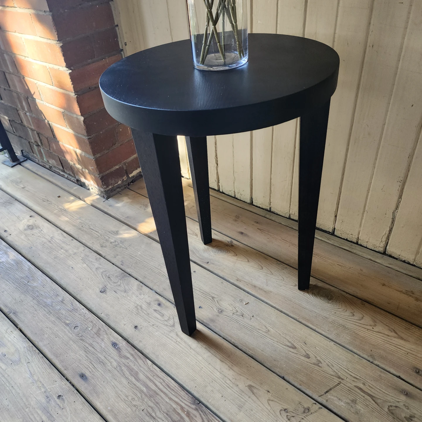 Black Round Side Table - photo 3