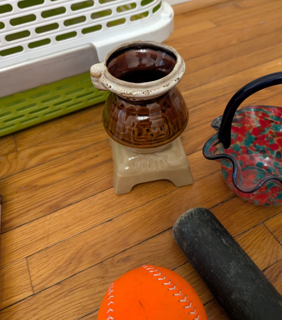 Glass basket with blue handle - photo 3