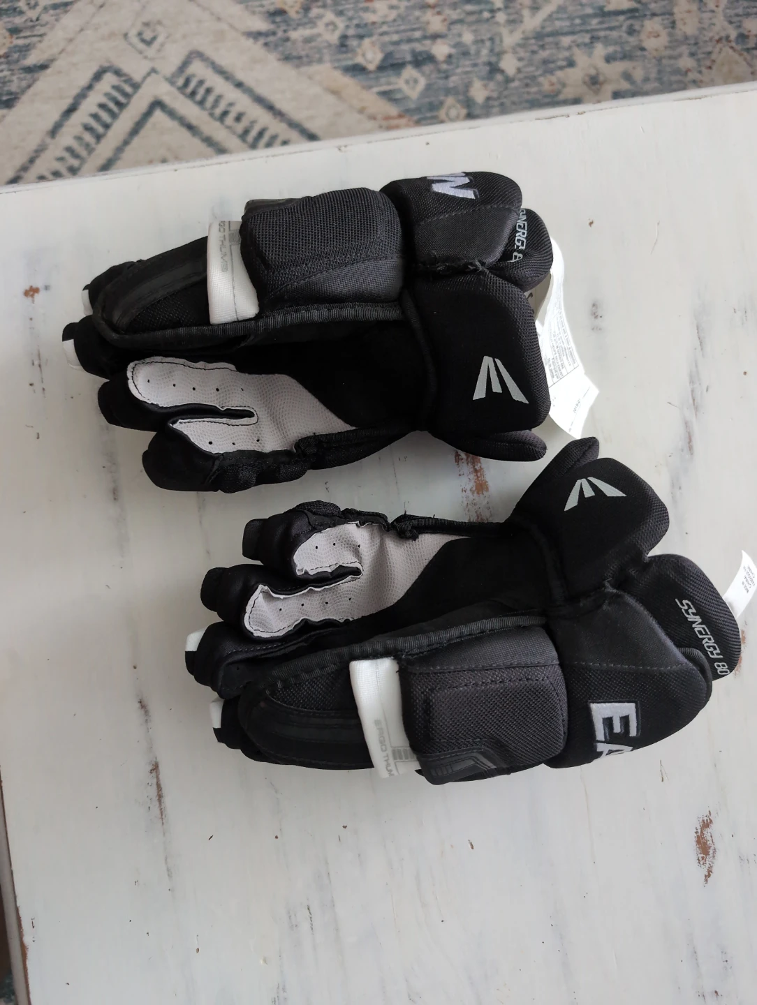 Easton Synergy 80 Hockey Gloves - photo 2