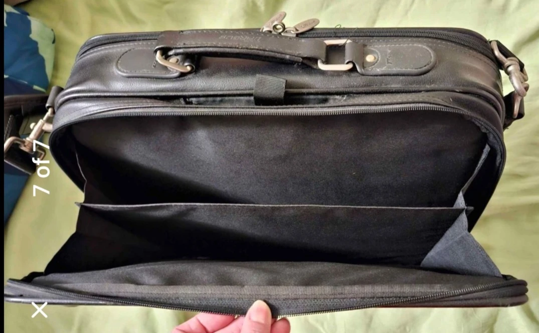 Targus Black Laptop Briefcase Bag - photo 3