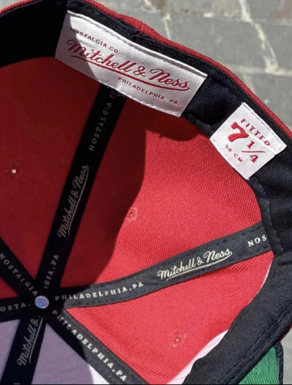 Mitchell & Ness Chicago Bulls 1998 NBA Finals Fitted Cap - photo 5