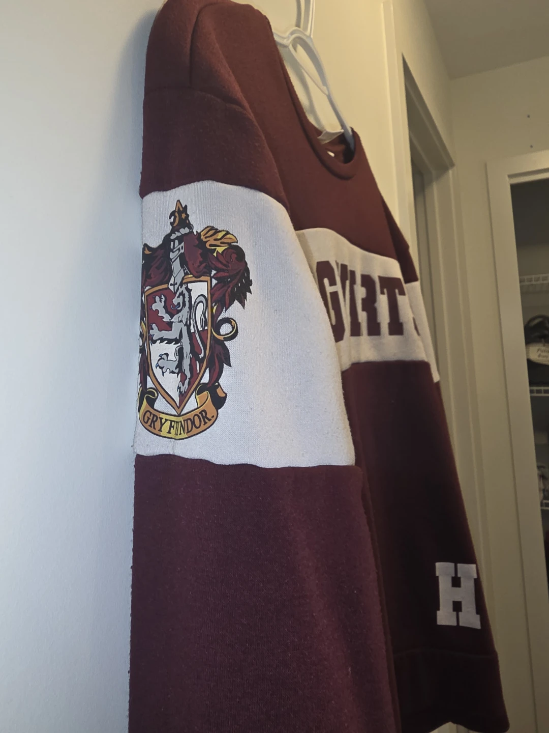 Wizarding World Hogwarts Gryffindor Sweatshirt XL - photo 4