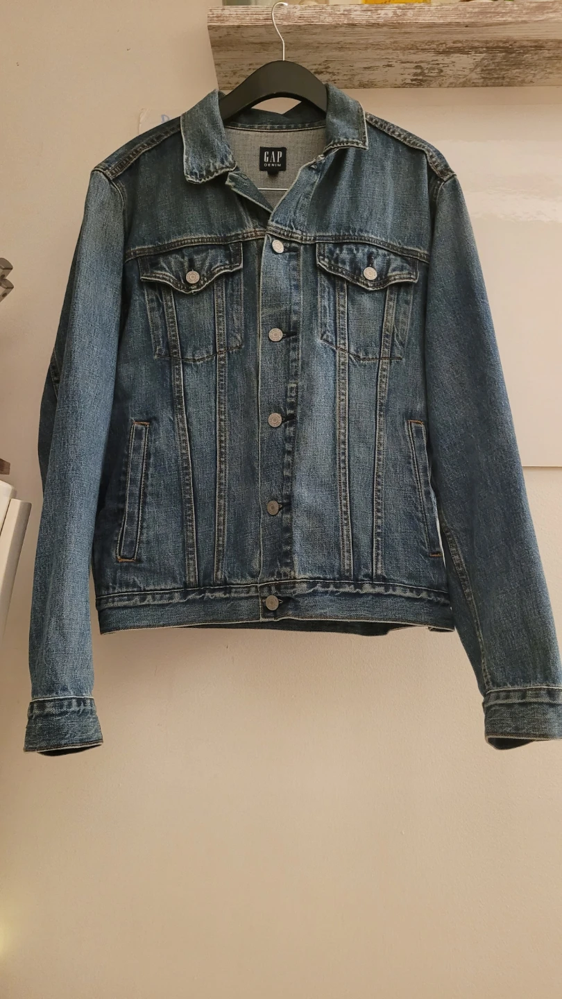 GAP Denim Trucker Jacket - Medium