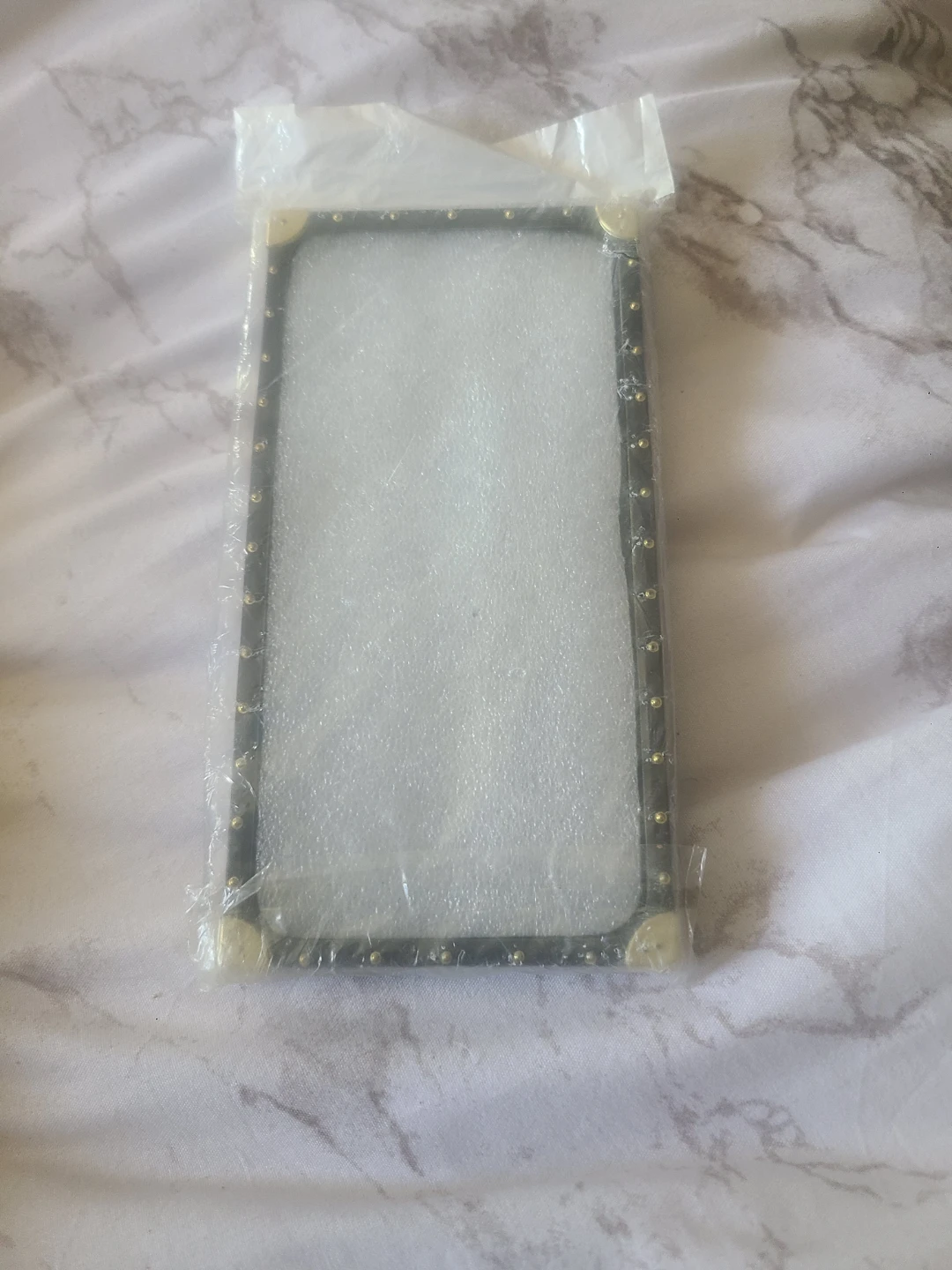 Gucci Bee Phone Case - photo 2