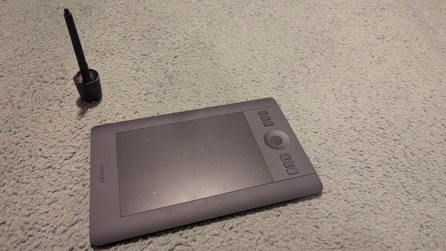 Wacom Intuos Pro Pen Tablet Small - photo 2