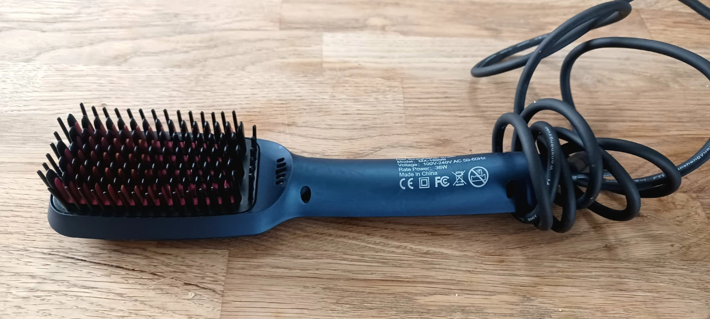 Bermunavy Hair Straightener Brush