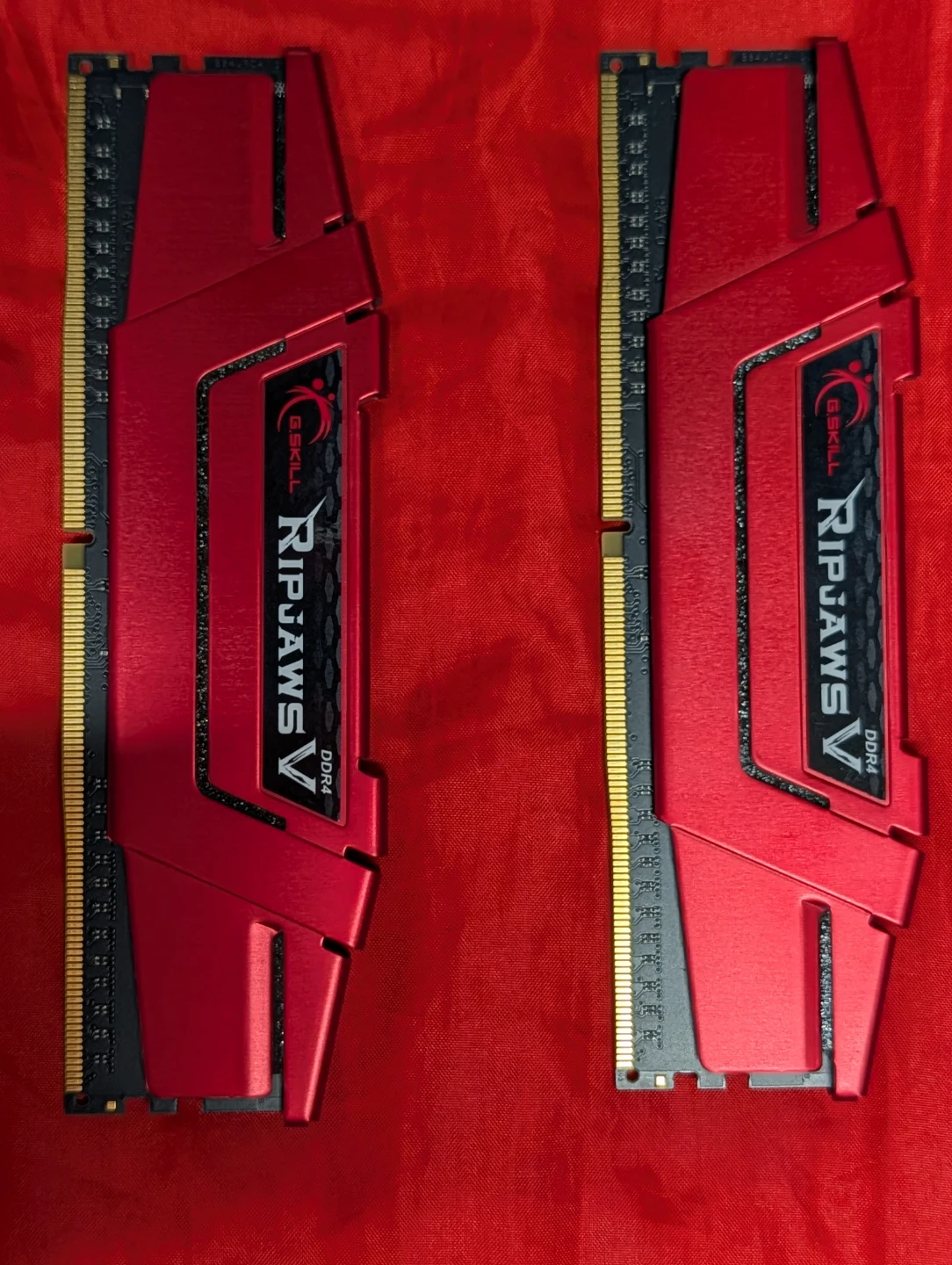 G.Skill Ripjaws V DDR4-2400 16GB (2x8GB) RAM