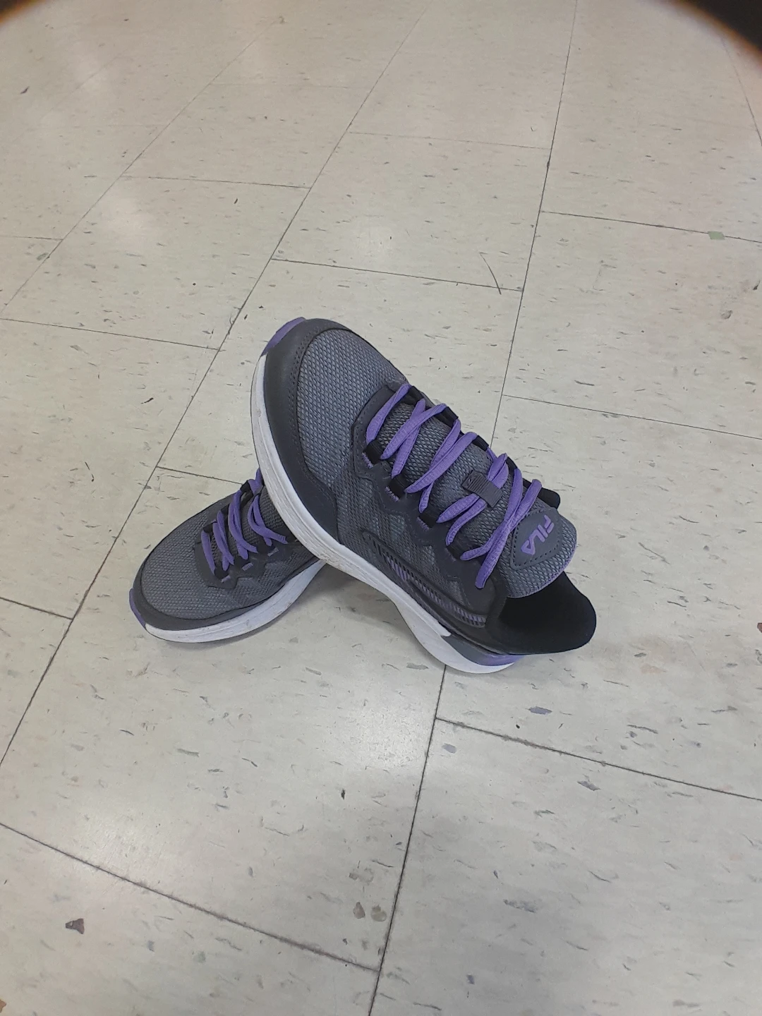 Fila Women's Running Shoes Size 7