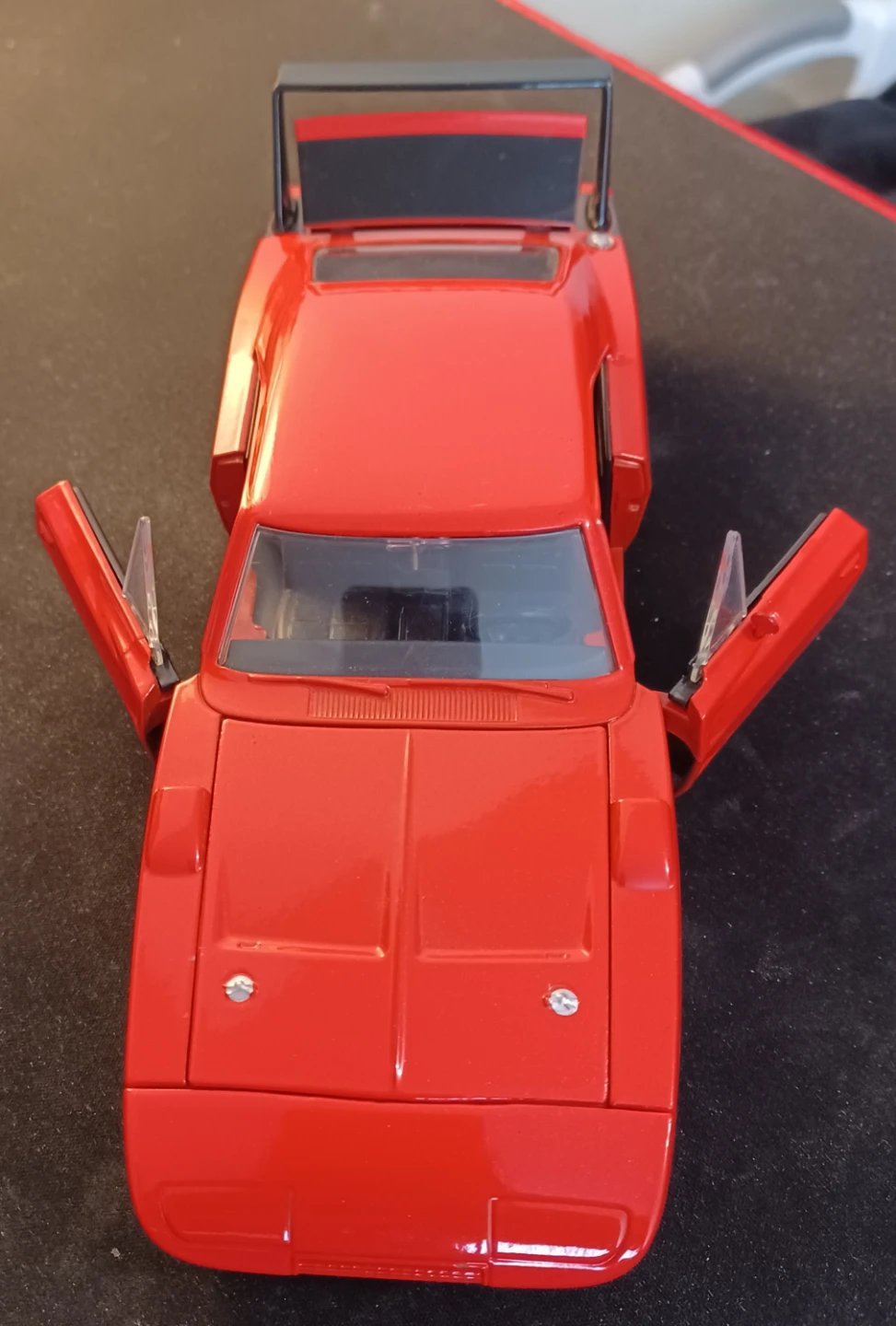 Jada 1969 Dodge Charger Daytona - photo 2