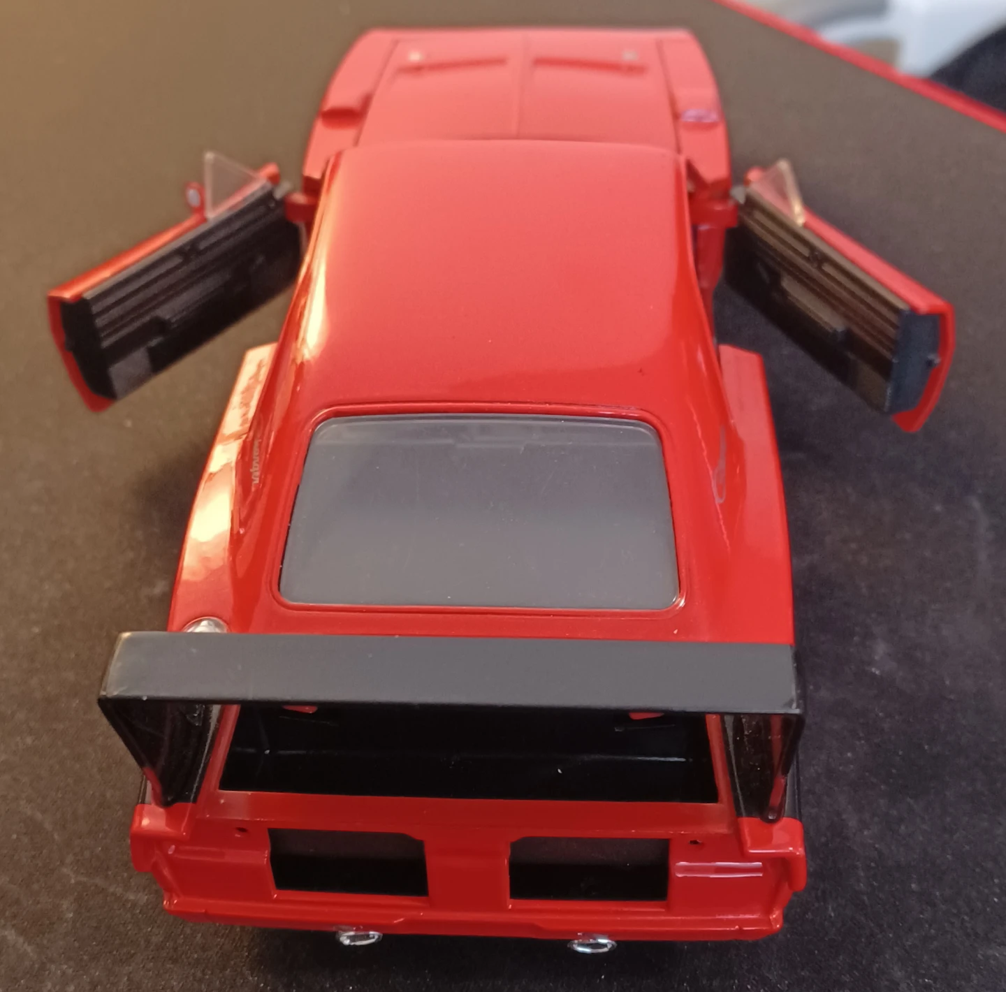 Jada 1969 Dodge Charger Daytona - photo 3