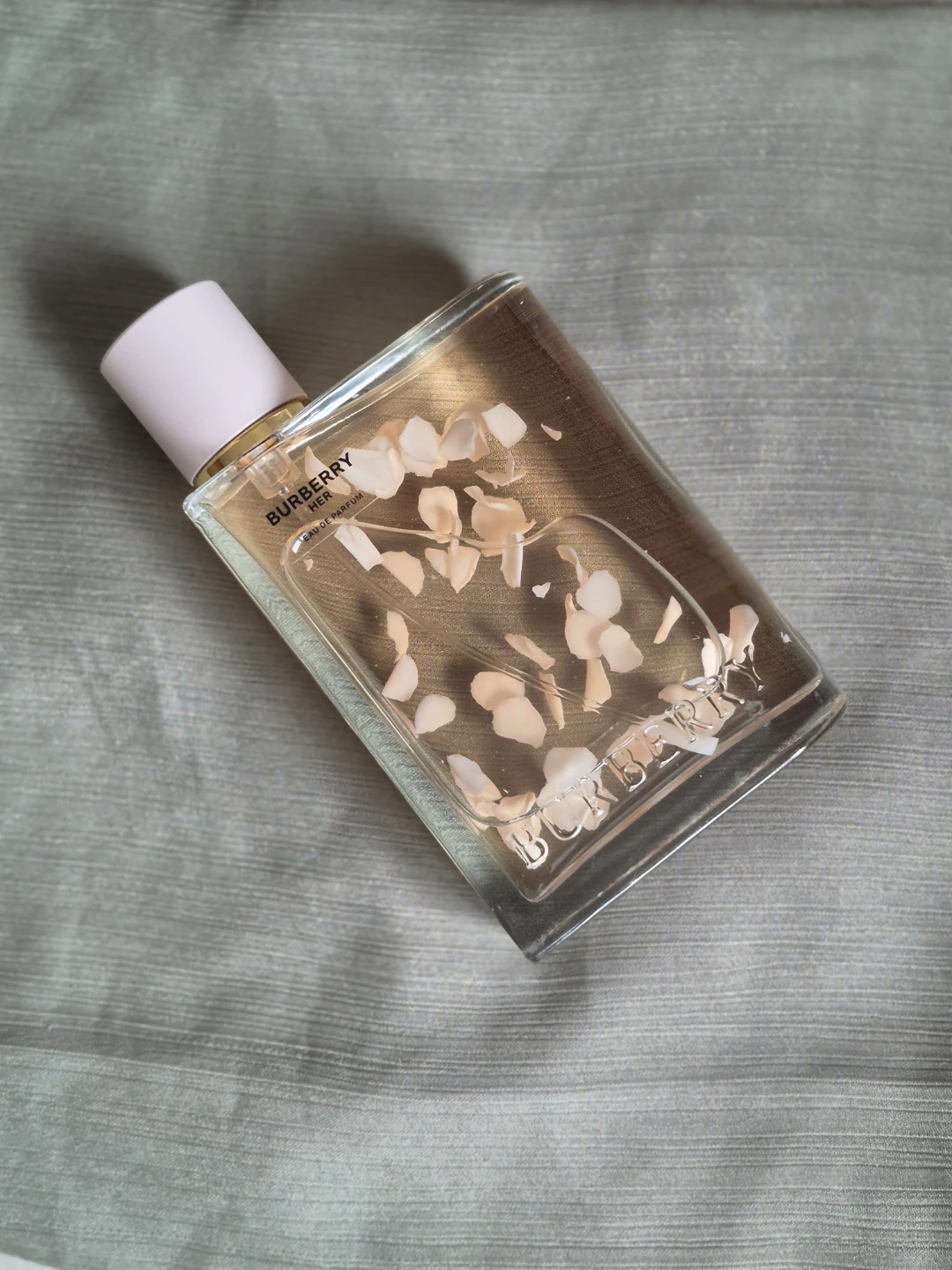 Burberry Her Eau de Parfum Petals Limited Edition - photo 4