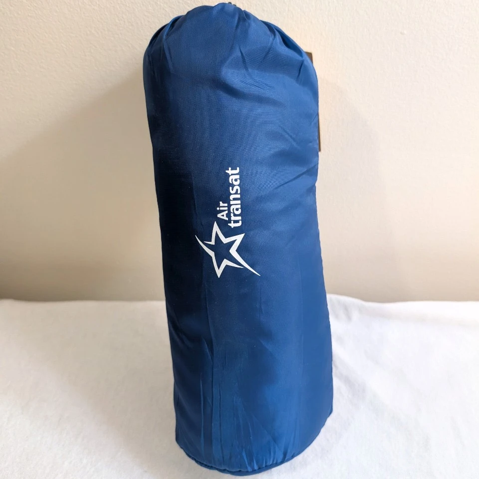 Air Transat Travel Comfort Kit - photo 2