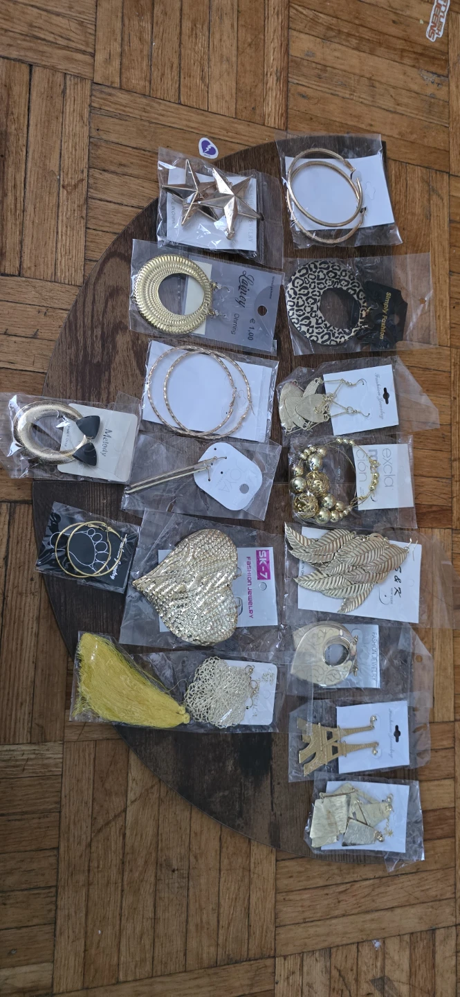 $10 for all NEW Fashion Jewelry Earrings Bundle - photo 2