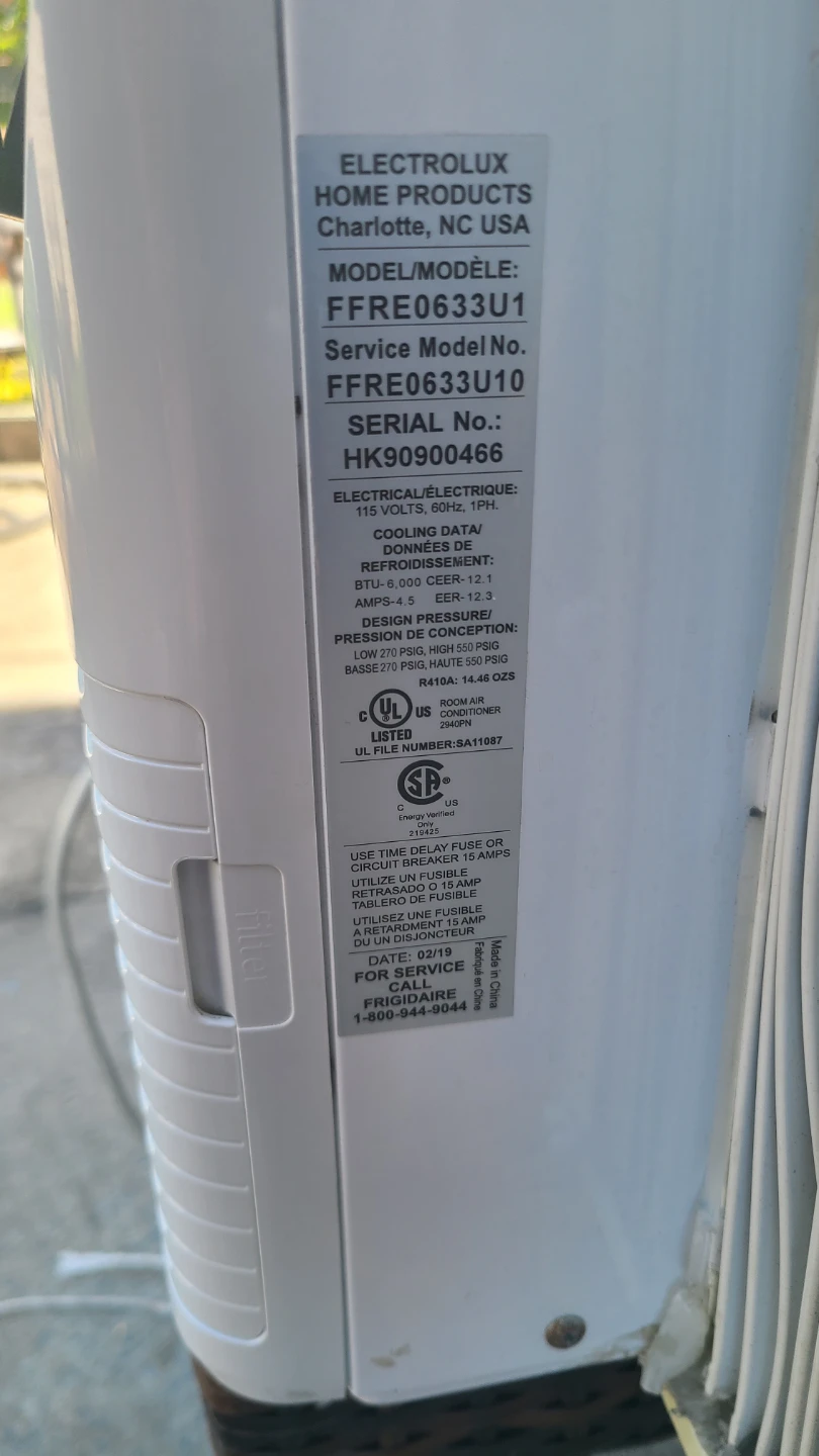 Frigidaire Window Air Conditioner - photo 3
