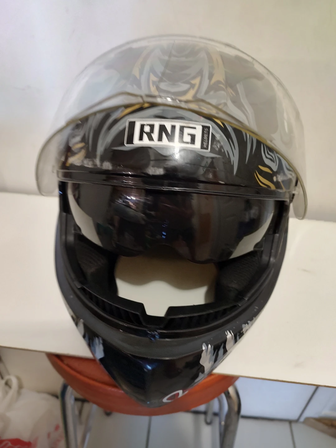 For sale RNG Motorcycle Helmet - Wolf Graphic, downtown - photo 3