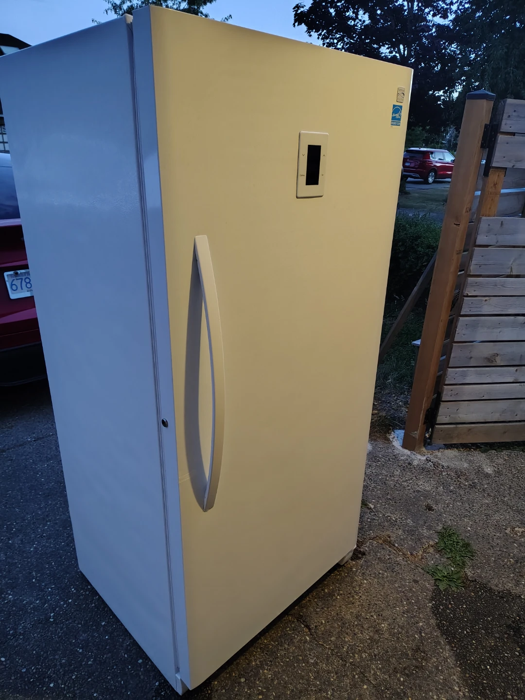 Kenmore Elite Upright 20.5 cu ft Frost Free Freezer