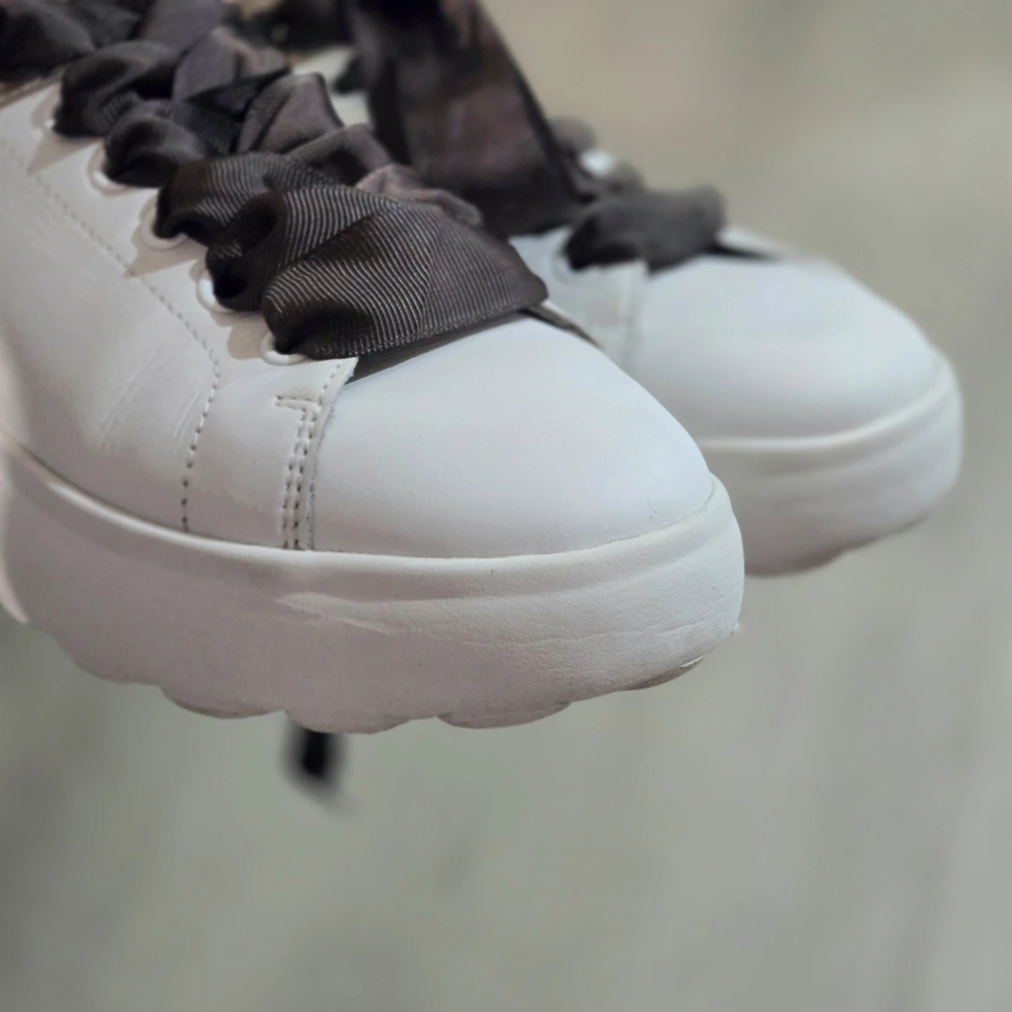 GEOX White Leopard Print Ribbon Sneakers - EUR 39 - photo 4
