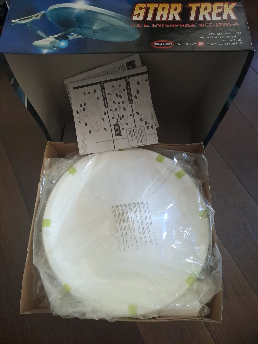 Polar Lights Star Trek U.S.S. Enterprise NCC-1701-A Model Kit - photo 4