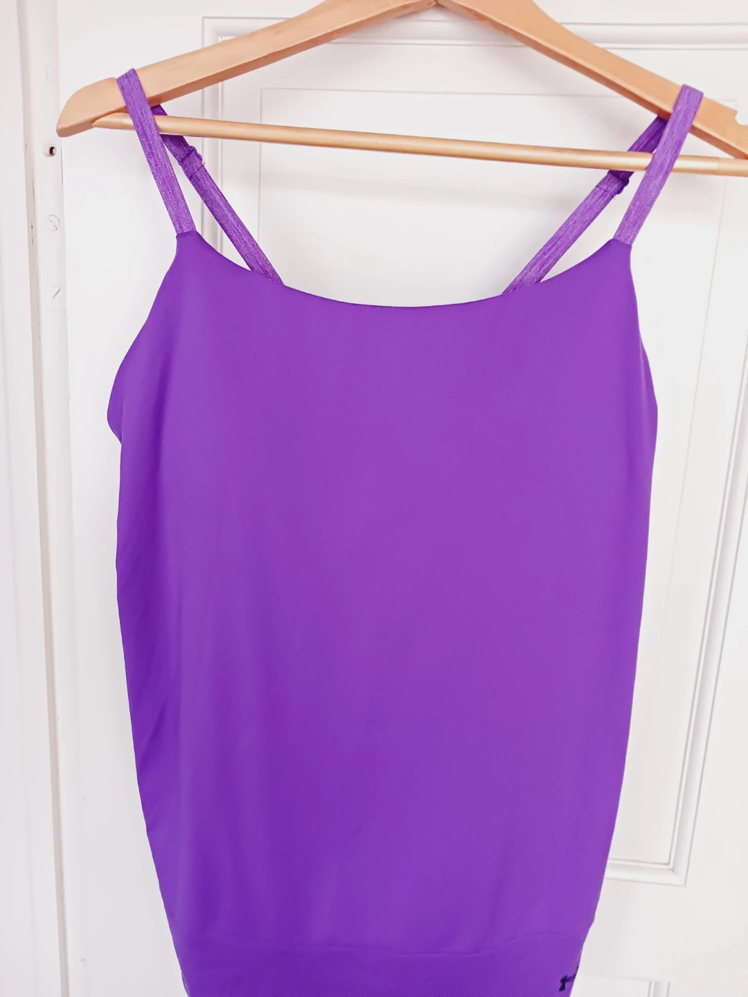 Under Armour Beautiful Purple Camisole Tank Top.size L. - photo 4