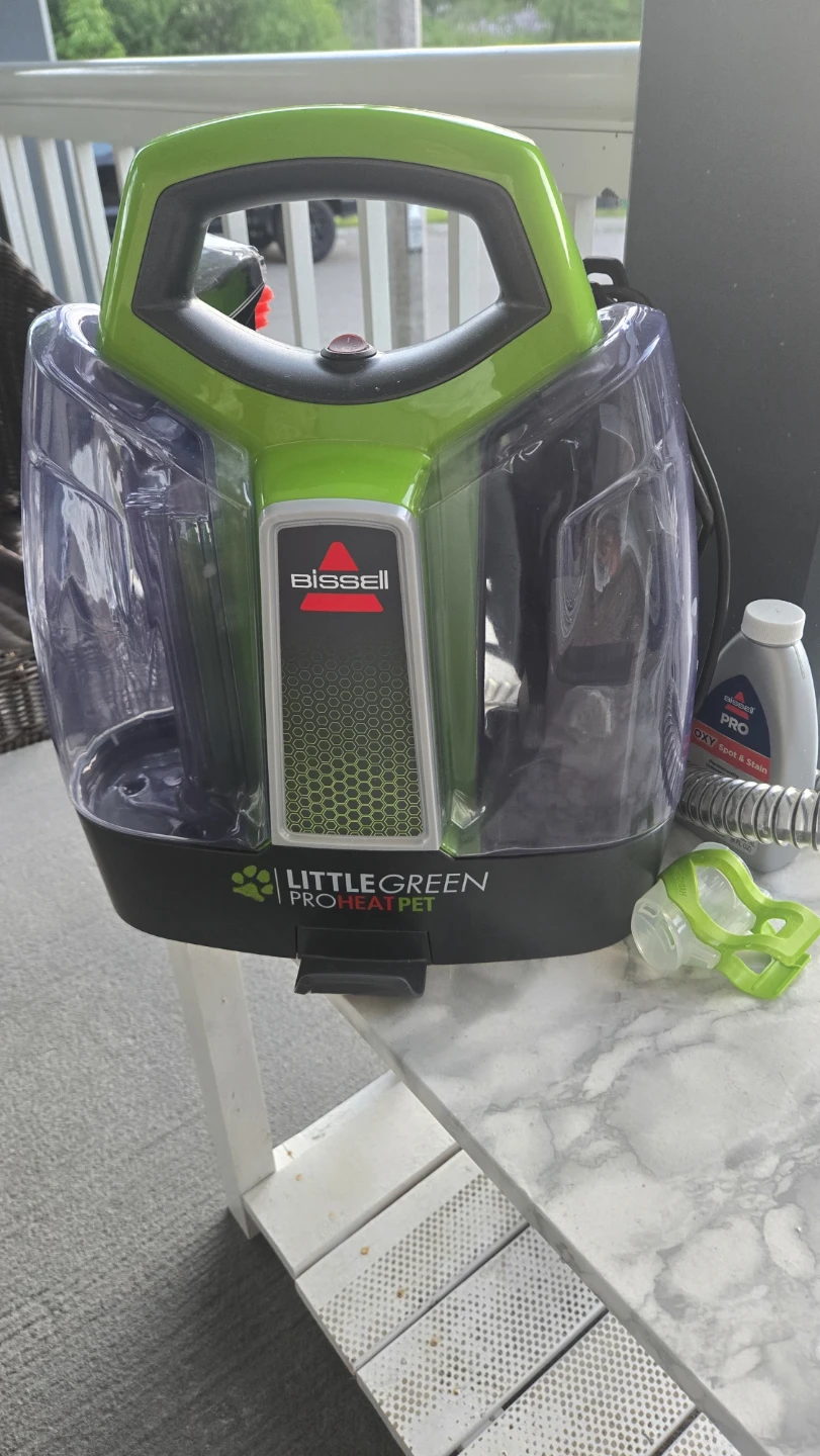 Bissell Little Green Proheat Pet Carpet Cleaner - photo 2