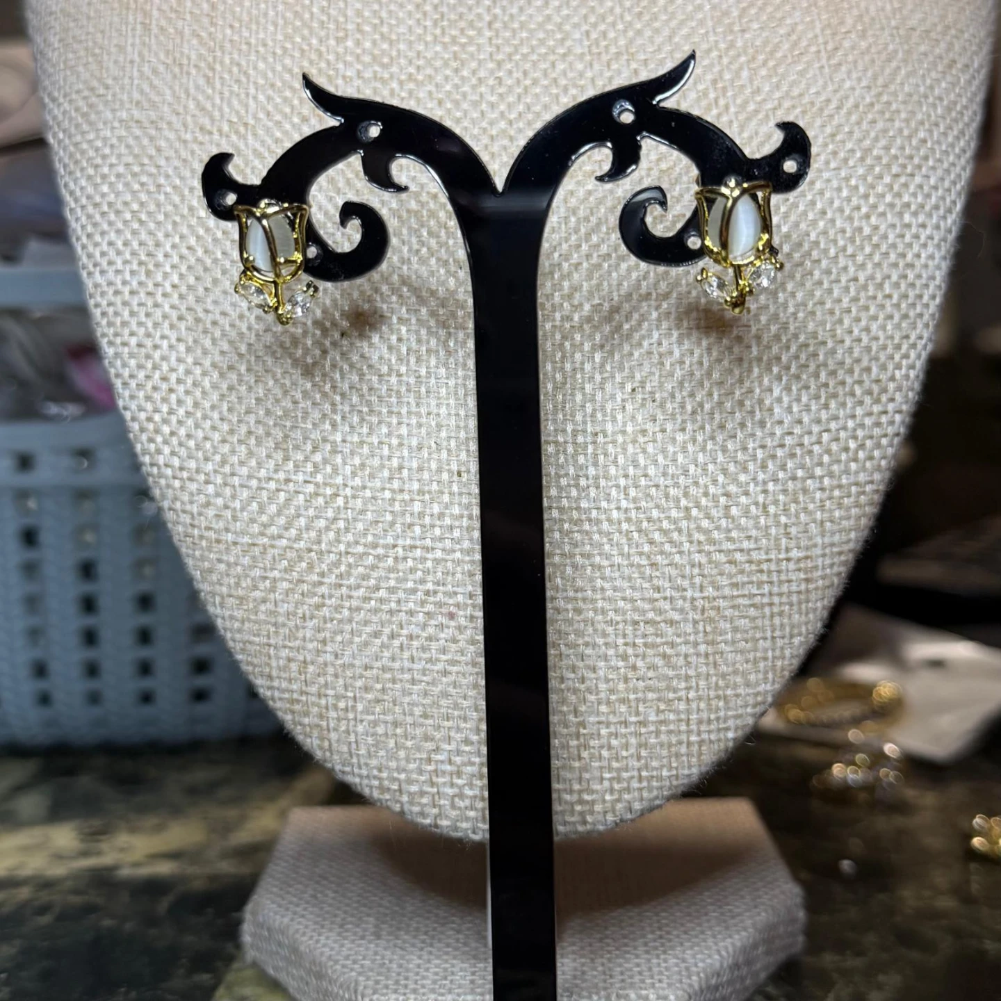 Beautiful earrings in the form of tulips - photo 5