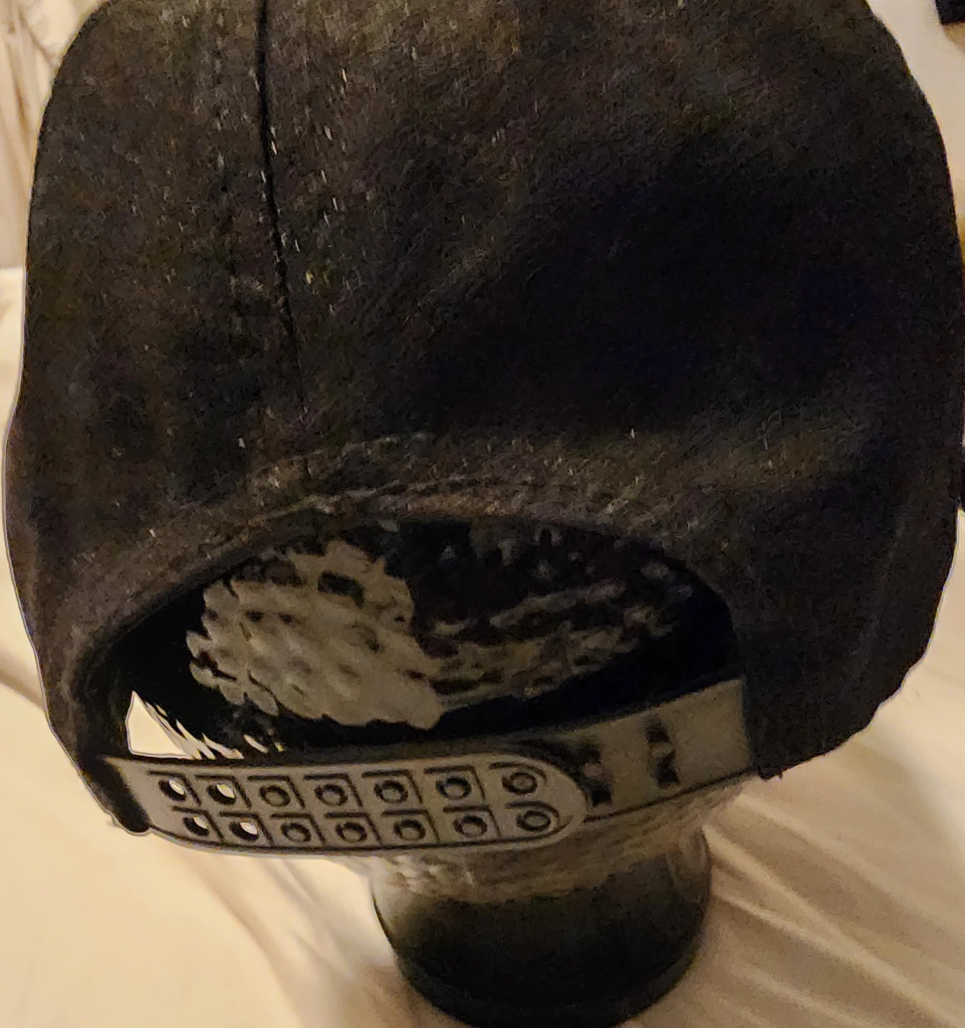 Black Sequined Baseball Cap - photo 4