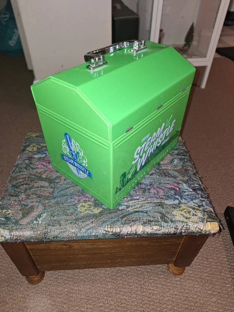 Steam Whistle Pilsner Metal Lunch Box - photo 2