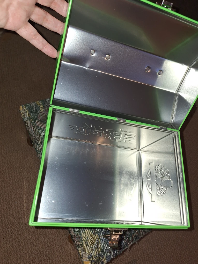 Steam Whistle Pilsner Metal Lunch Box - photo 3
