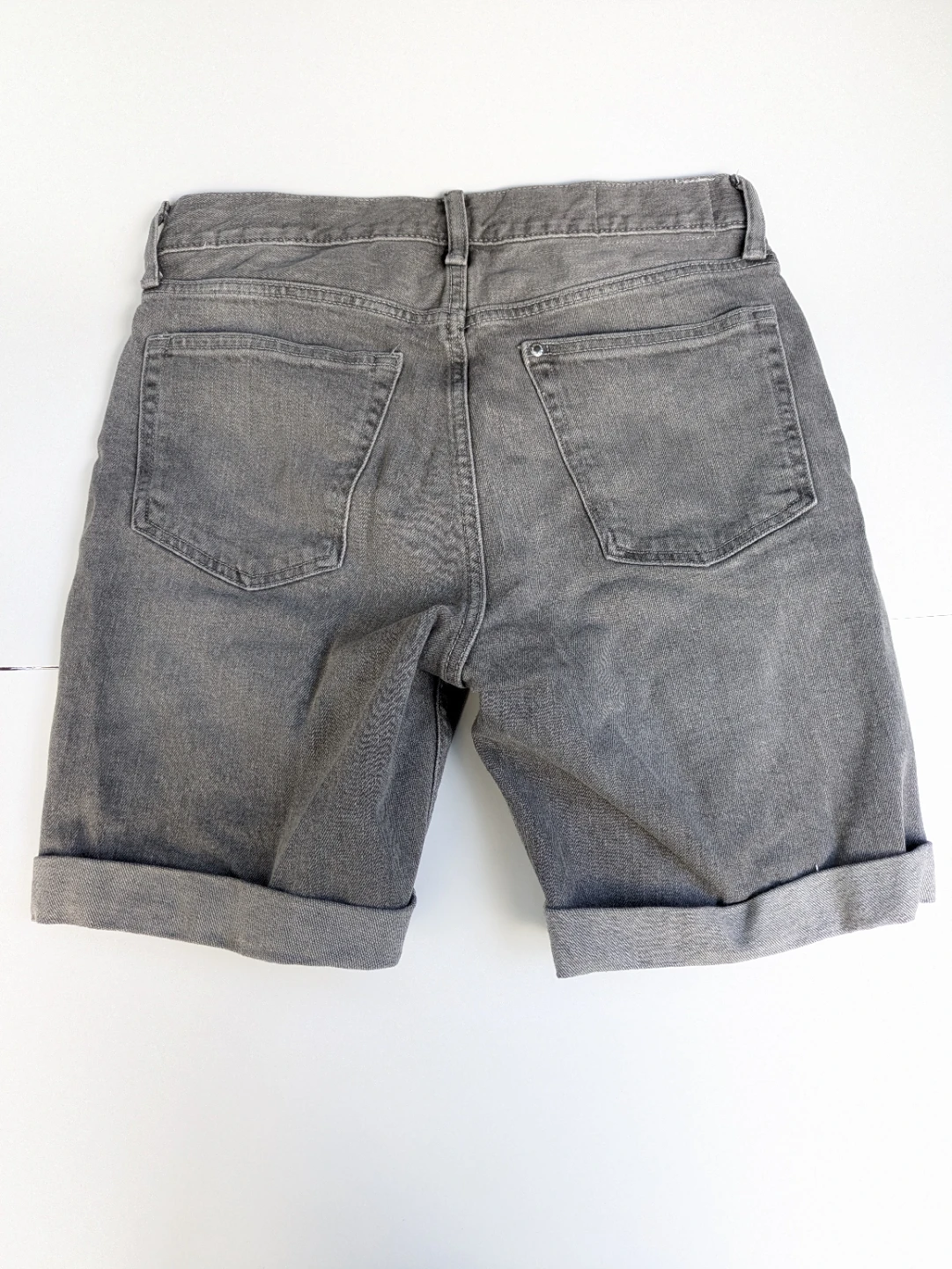 H&M Slim Fit Grey Denim Shorts Size 30 - photo 2
