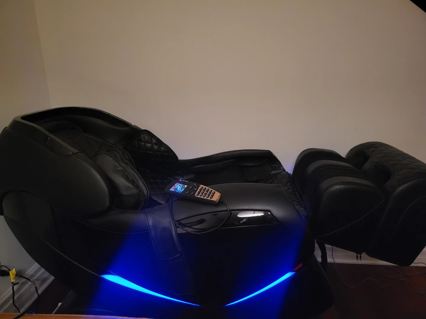 Ootori RL900 Full Body Massage Chair – Zero Gravity - photo 5