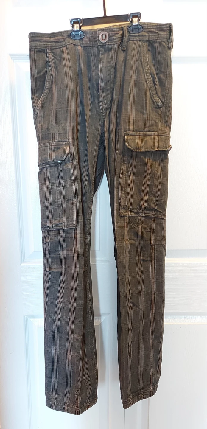 LIFT ABAN Plaid Cargo Pants size 32/34