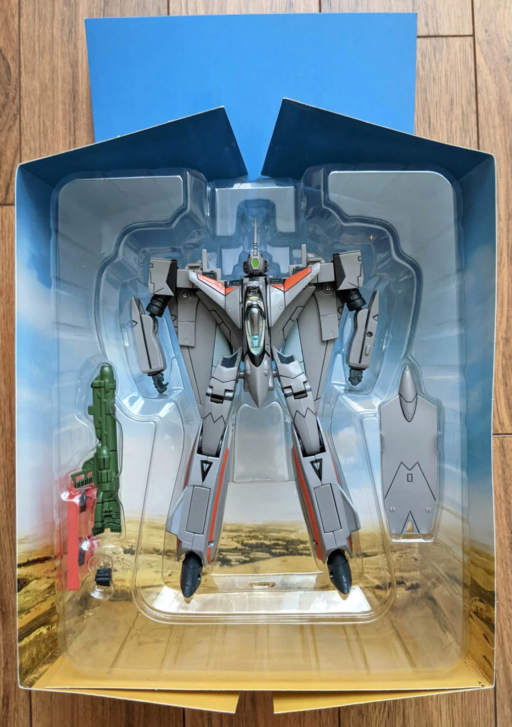 Macross Plus VF-11B Variable Fighter - 100% COMPLETE, UNUSED - photo 3