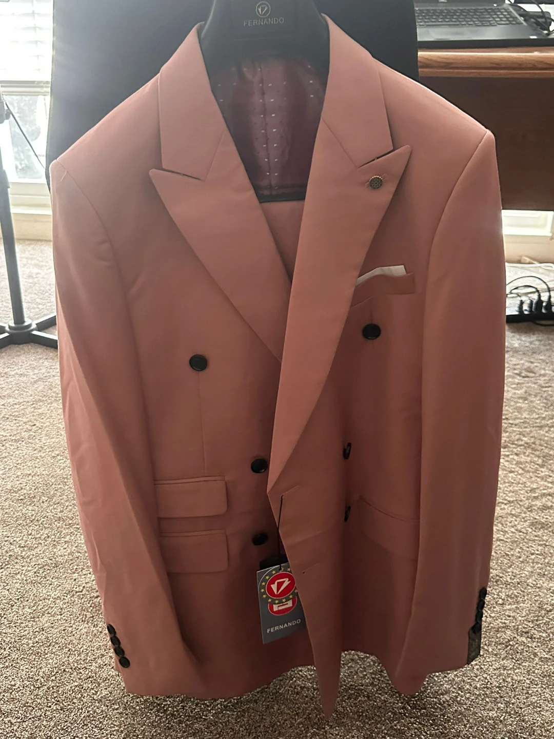 Fernando Double-Breasted Pink Suit - Size 52 - photo 5