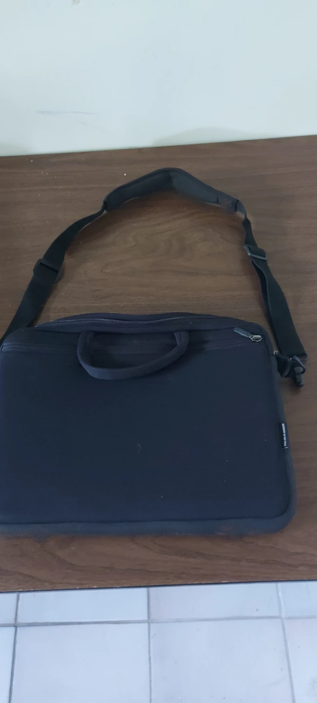 Marware Black and Blue Laptop Bag with Shoulder Strap - photo 2