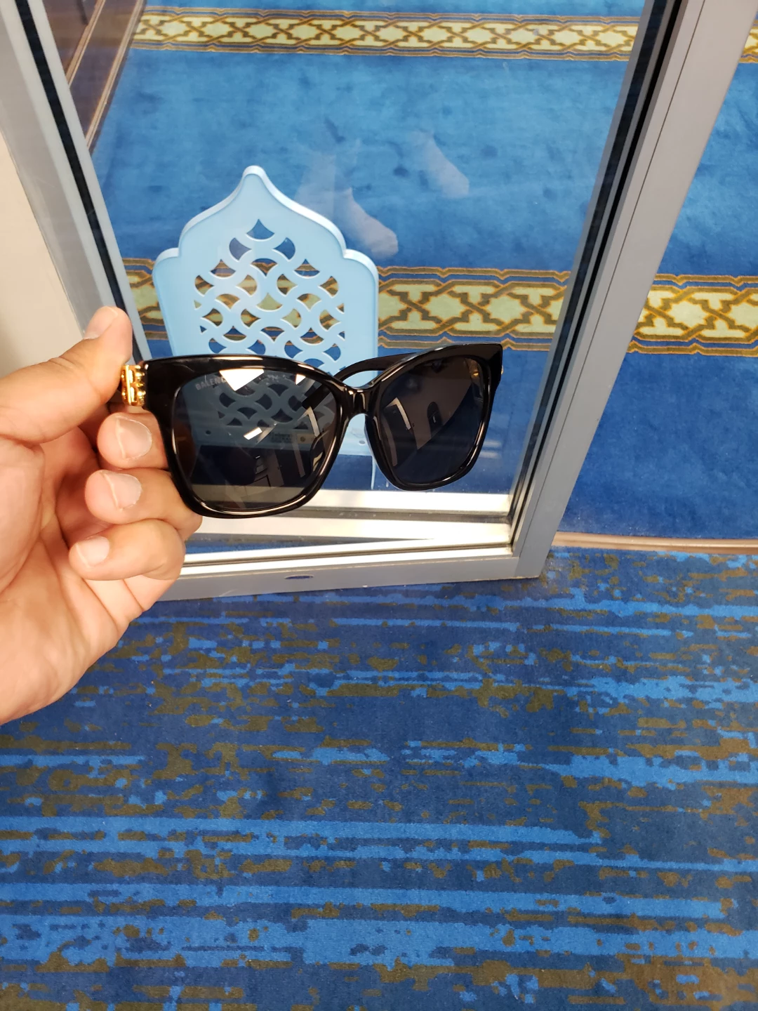 Balenciaga Sunglasses BB Logo Black valued 700$ - photo 4