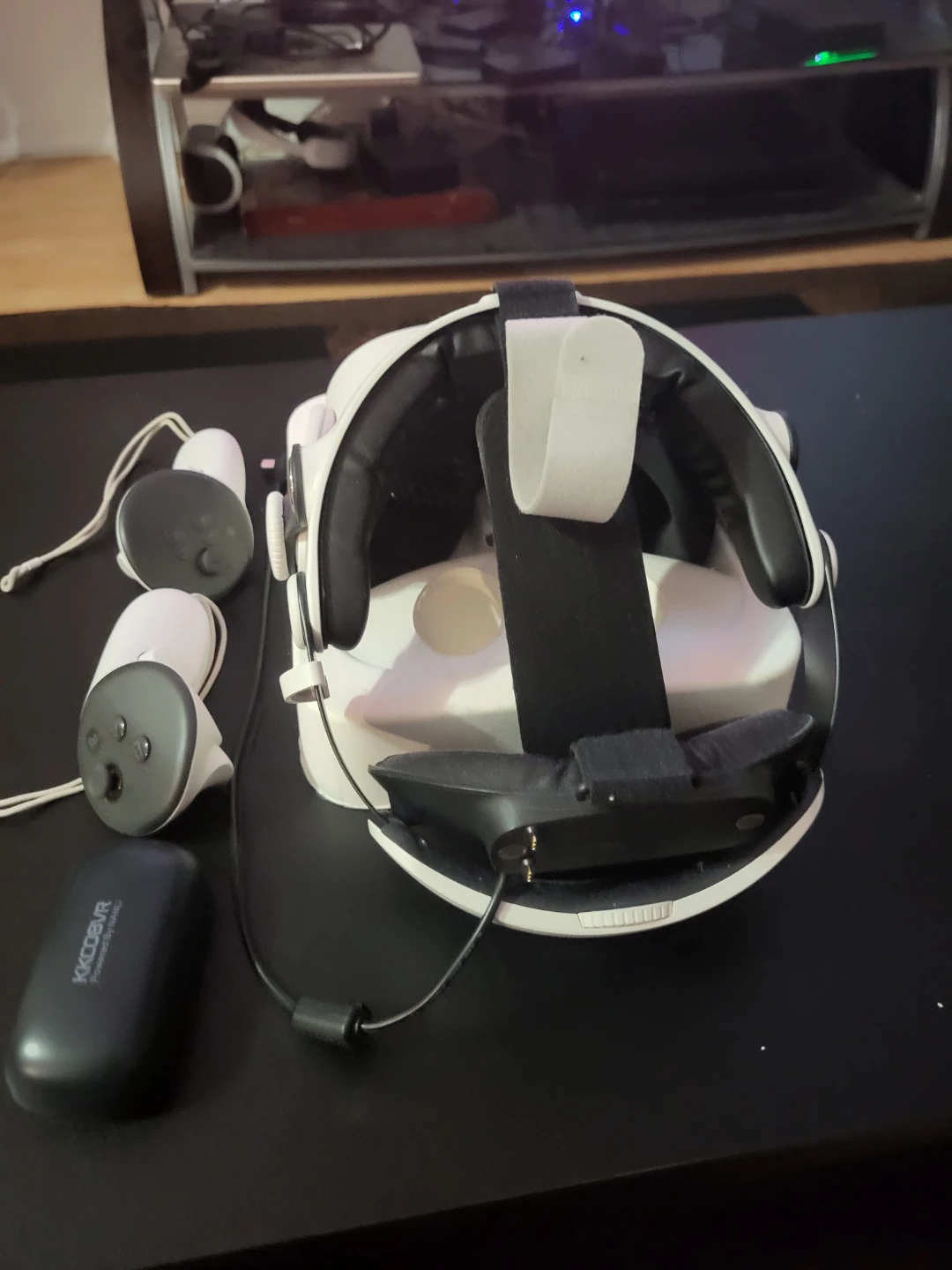KKCOBVR VR Headset and Controllers - photo 3