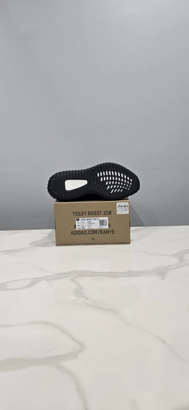 Adidas Yeezy V2 350 black (Non-Reflective) size 9.5 - photo 5