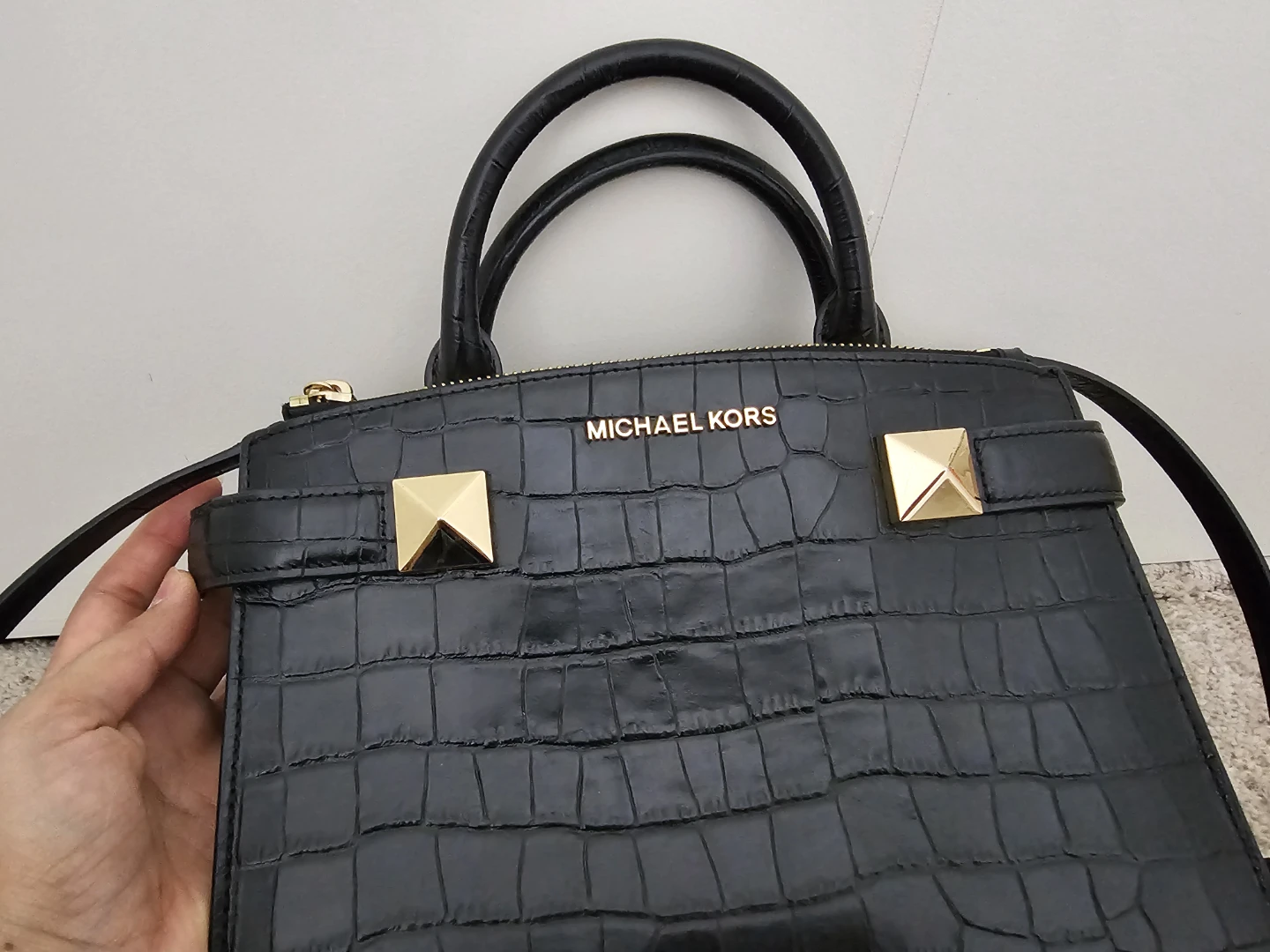 Authentic Michael Kors Black Croc Embossed Leather Handbag - photo 2