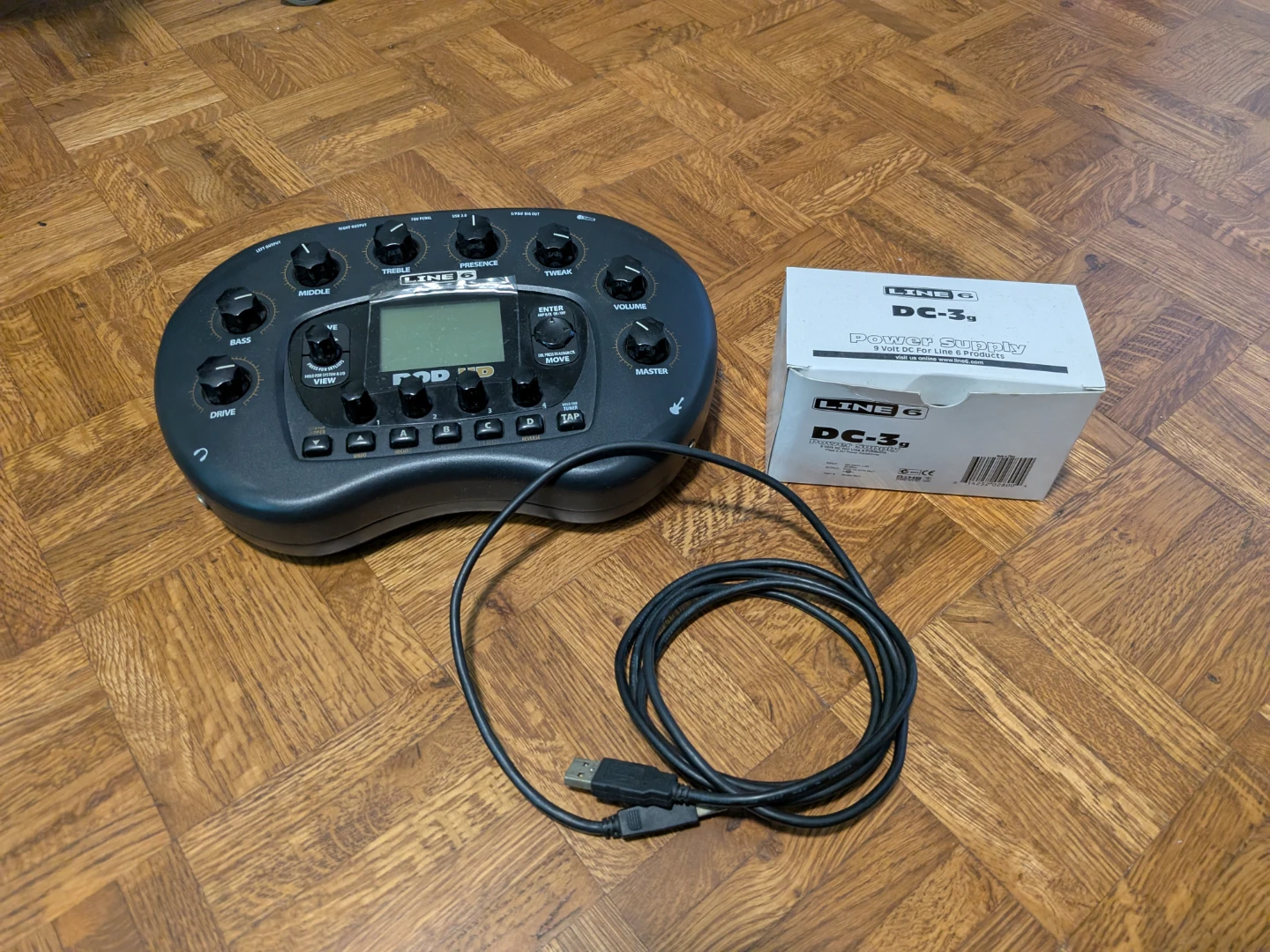 Line 6 POD HD Guitar Multi-Effects Pedal