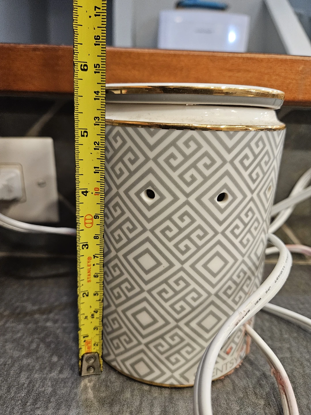 Scentsy Warmer Lamp - photo 3