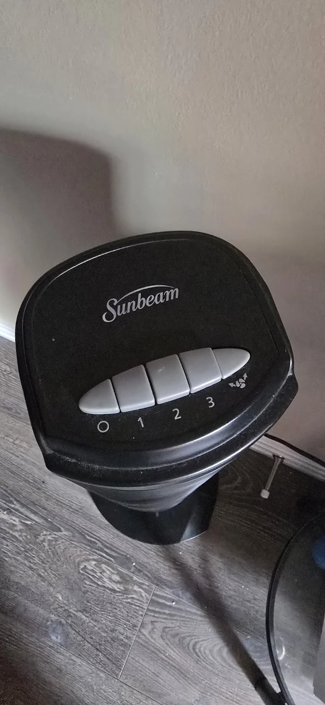 Sunbeam Tower Fan - photo 2