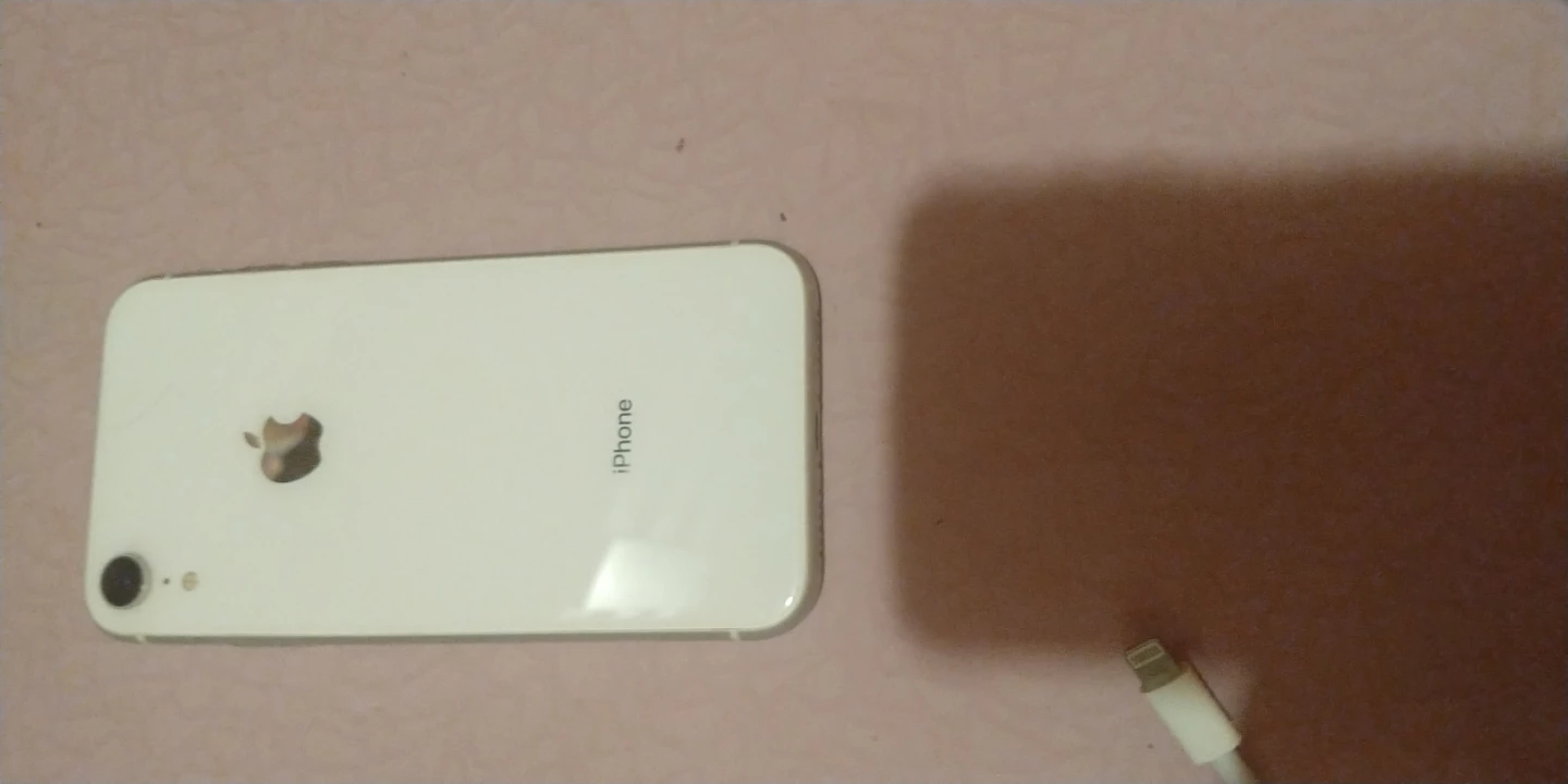 Apple iPhone XR 128G in white - photo 2