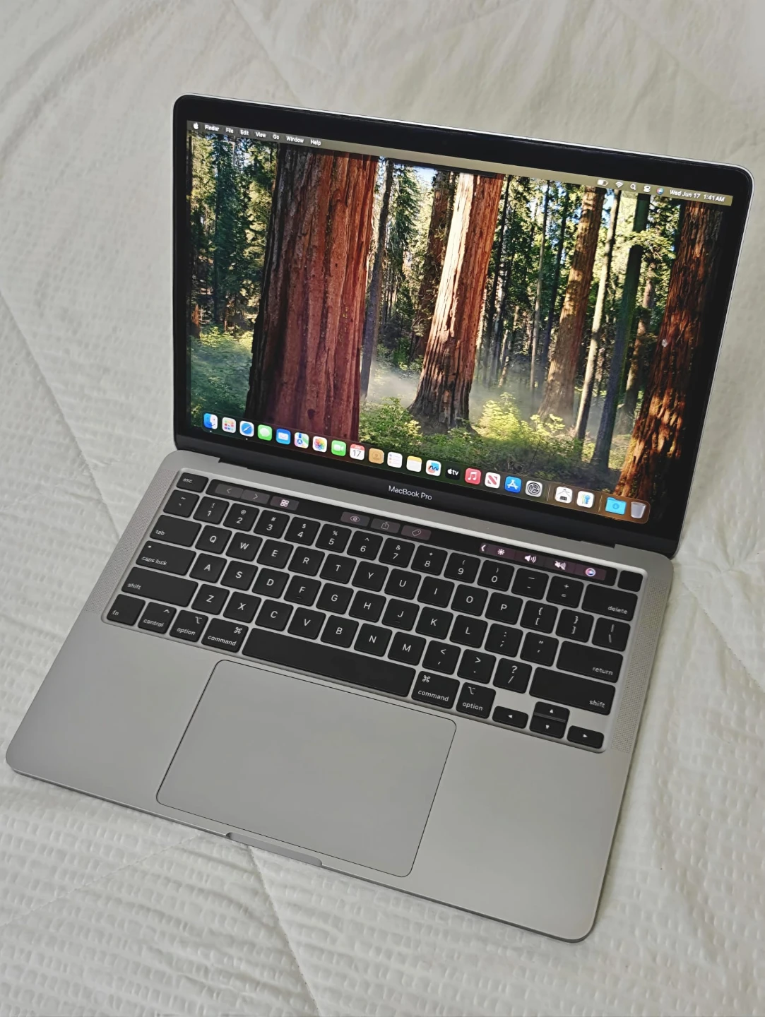 MacBook Pro 13 In (2020) – i5/16GB RAM / 256GB SSD - Excellent - photo 2
