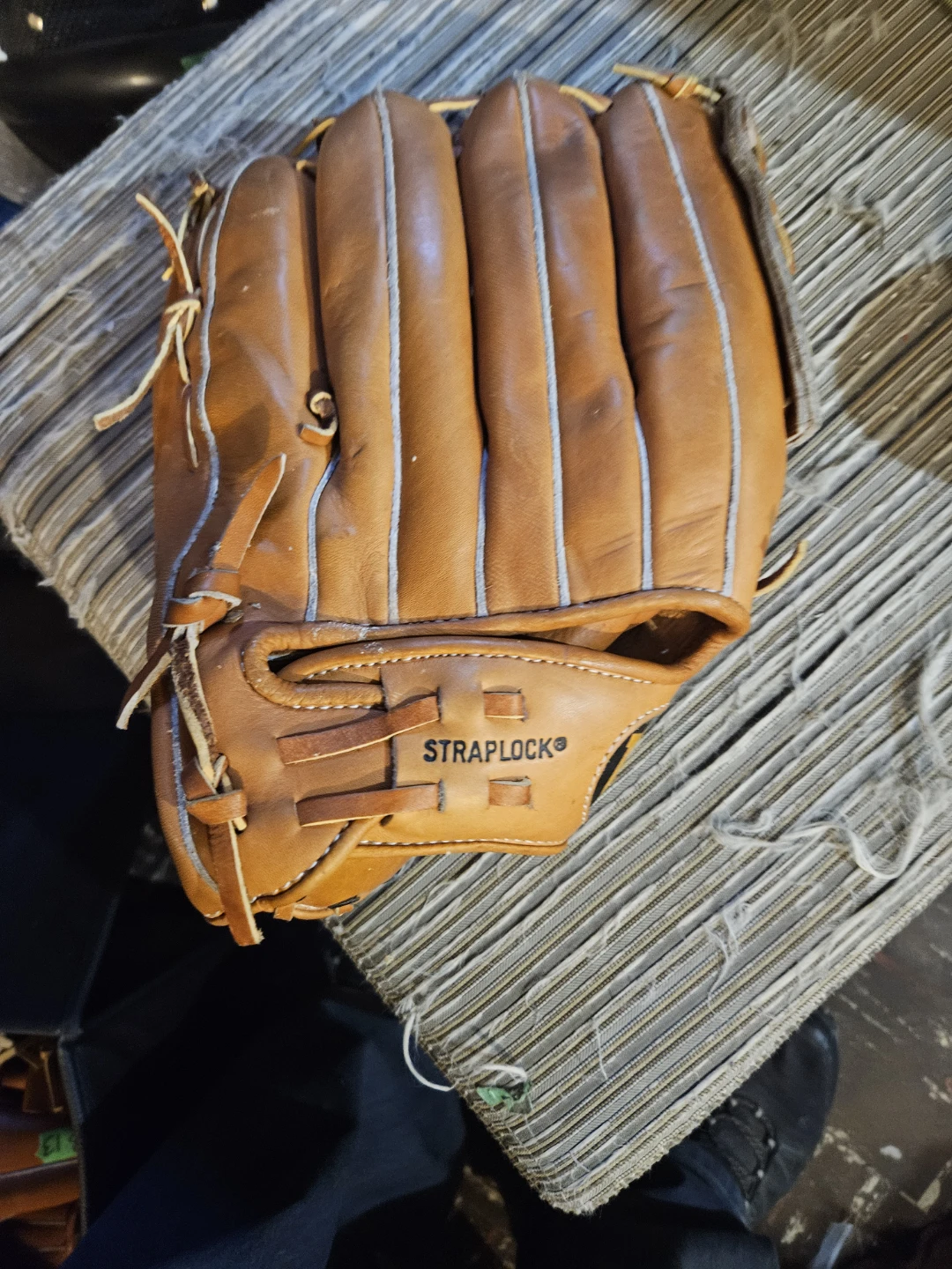 Wilson "A2000" Professional Baseball Glove - photo 3